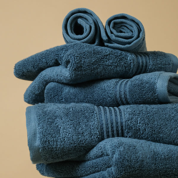Aura Sapphire Hand and Wash Towels